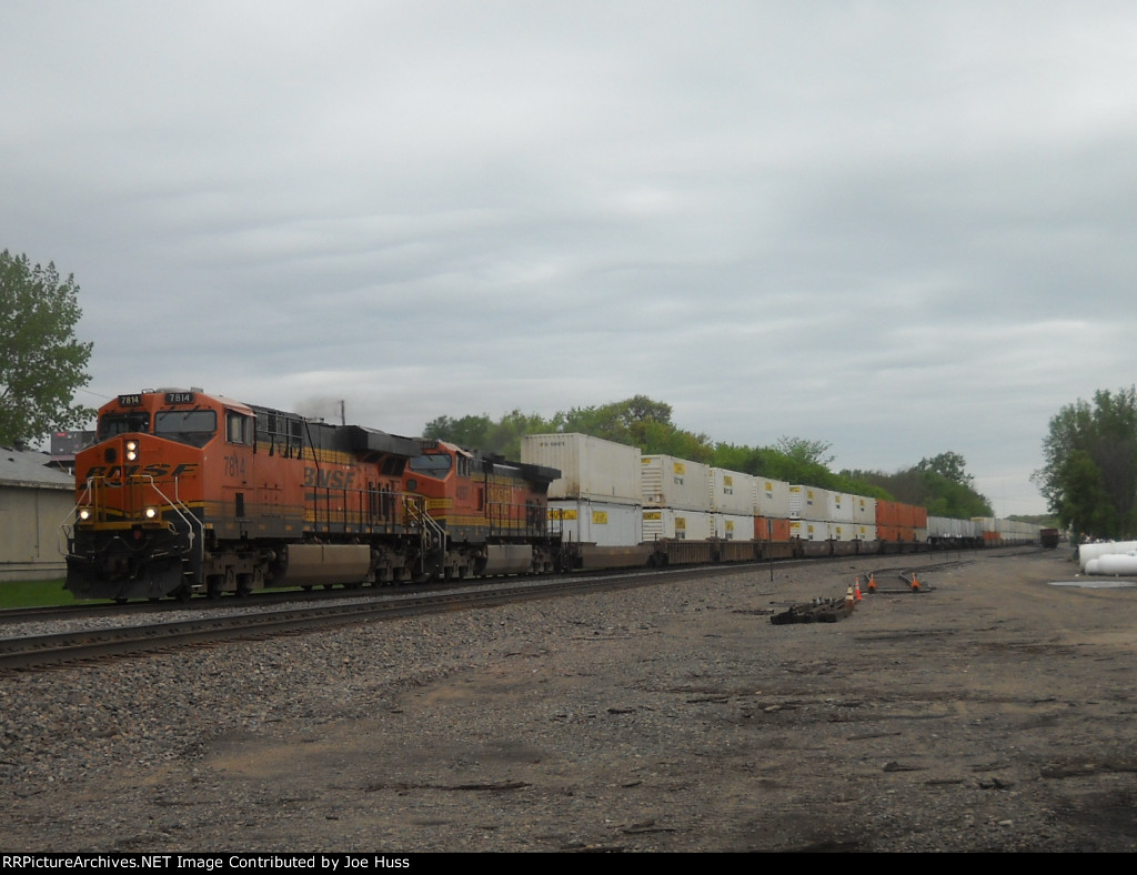 BNSF 7814 East